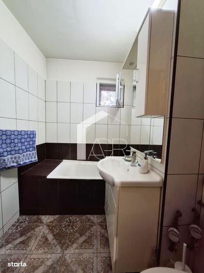Apartament cu 3 camere, decomandat, zona Vest - 4