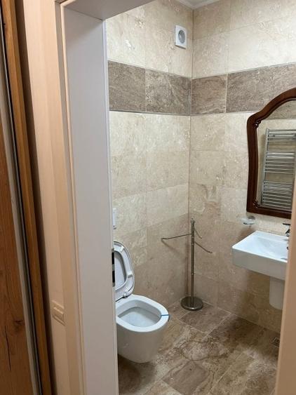 Apartament cu 2 camere semidecomandat, mobilat în Ultracentral