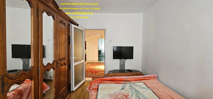 Apartament cu 3 camere decomandat în Calea Romanului