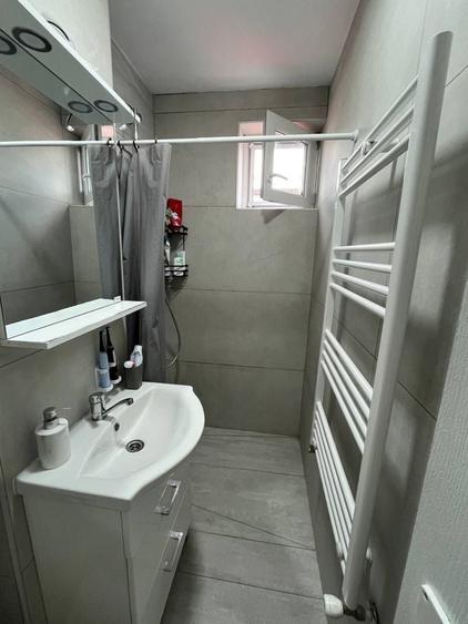 Garsonieră decomandată în Exterior Vest