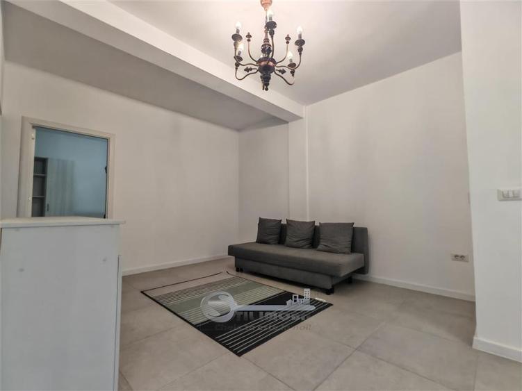 Apartament cu 3 camere decomandat, mobilat în Cug
