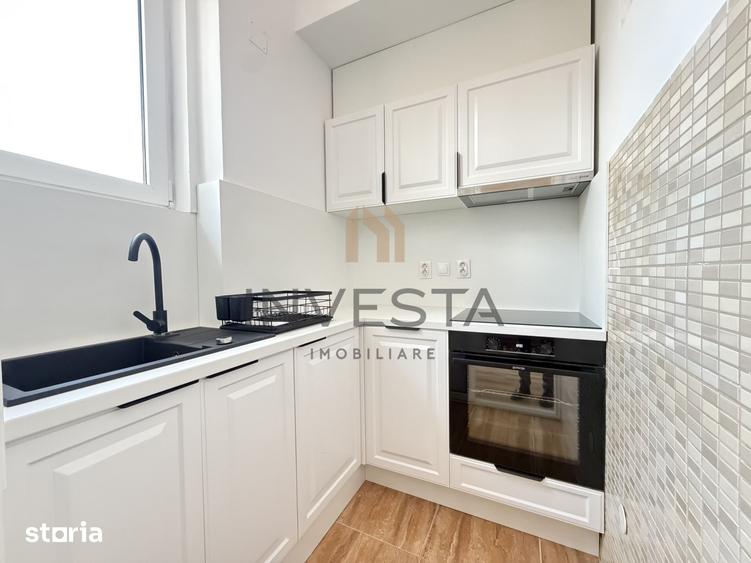 Apartament cu 4 camere semidecomandat în Central