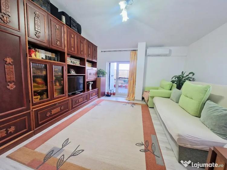 Apartament cu 2 camere decomandat în Lotus