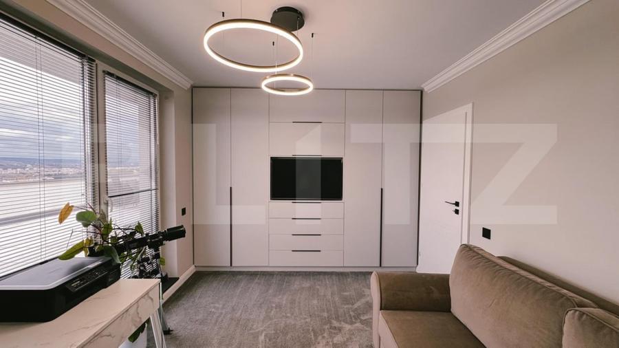 Apartament cu 3 camere semidecomandat, mobilat în Mănăștur