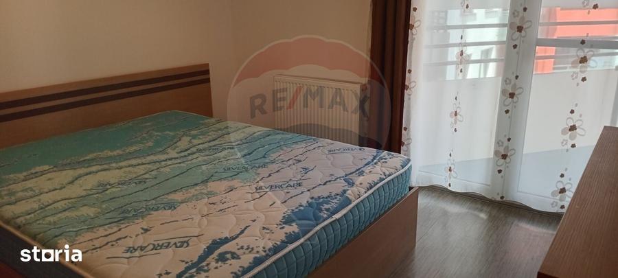 Apartament cu 2 camere decomandat în Funcționarilor