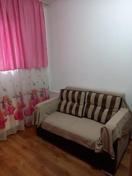 Apartament cu 2 camere decomandat în Ozana