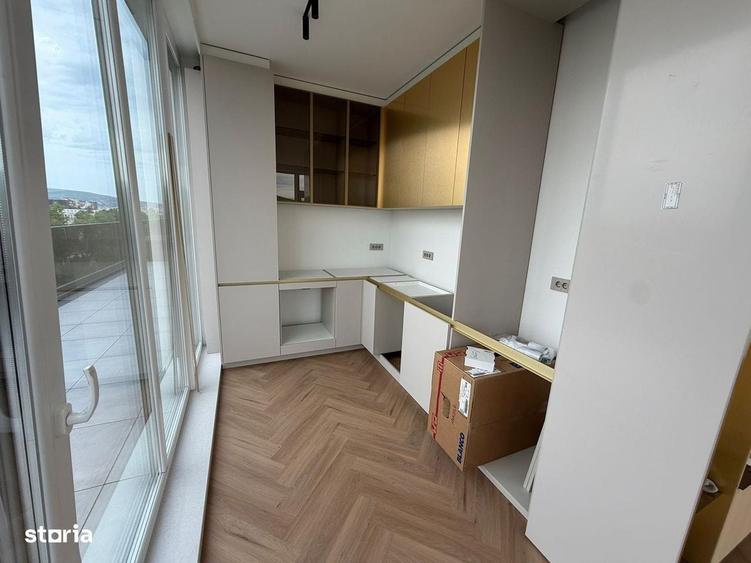 Apartament cu 3 camere în Sopor