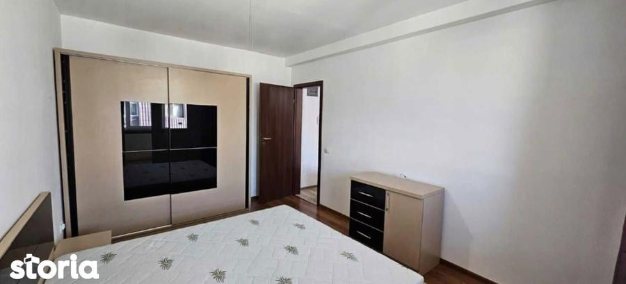 Apartament cu 3 camere în Central — fotografia 3