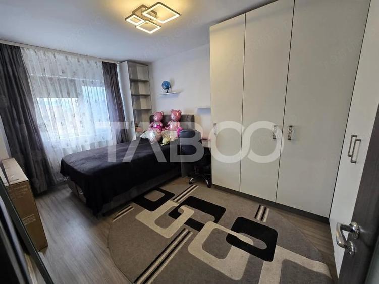 Apartament cu 3 camere decomandat în Mihai Viteazul