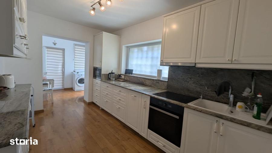 Apartament cu 3 camere în Ultracentral