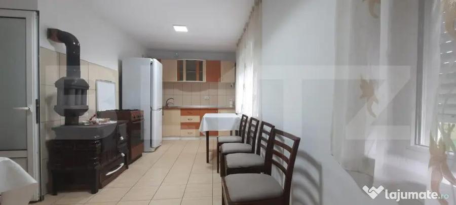 Casă cu 4 camere cu Teren 1900 Mp în Periferie