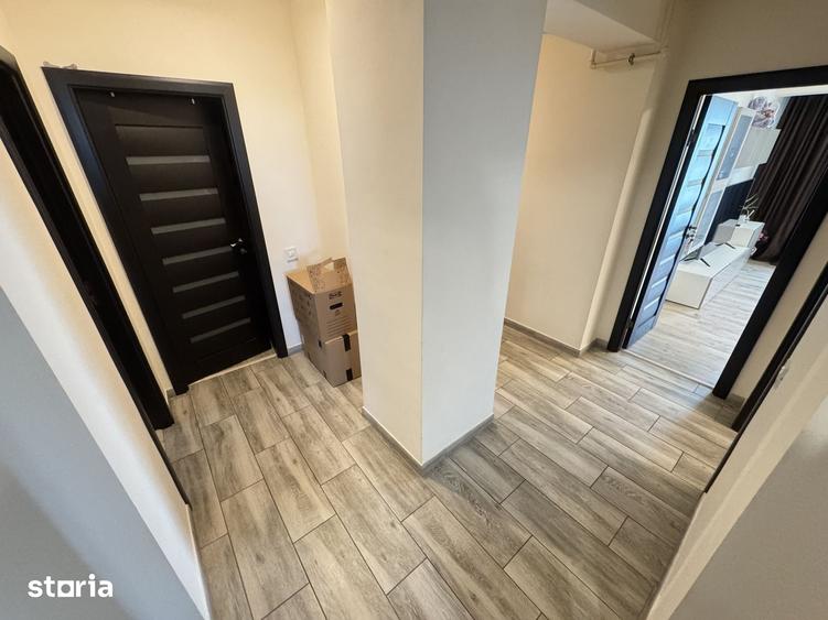 Apartament cu 3 camere decomandat în Primo
