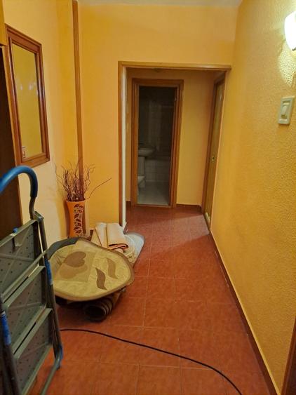 Apartament cu 2 camere decomandat în Albina