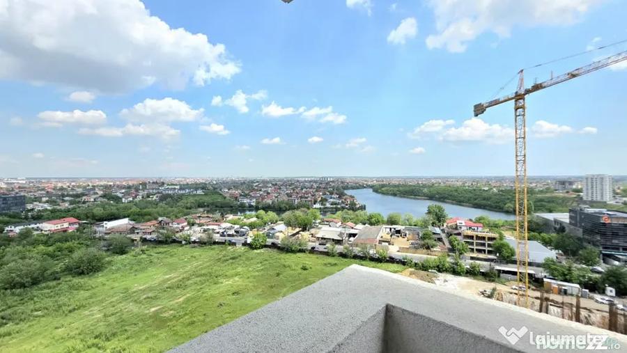 Apartament cu 5 camere semidecomandat în Fundeni