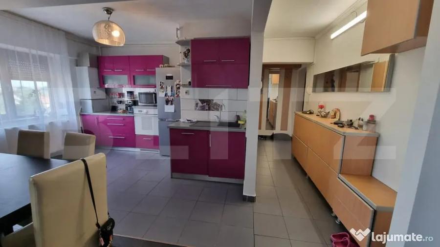Apartament cu 3 camere semidecomandat în Semicentral