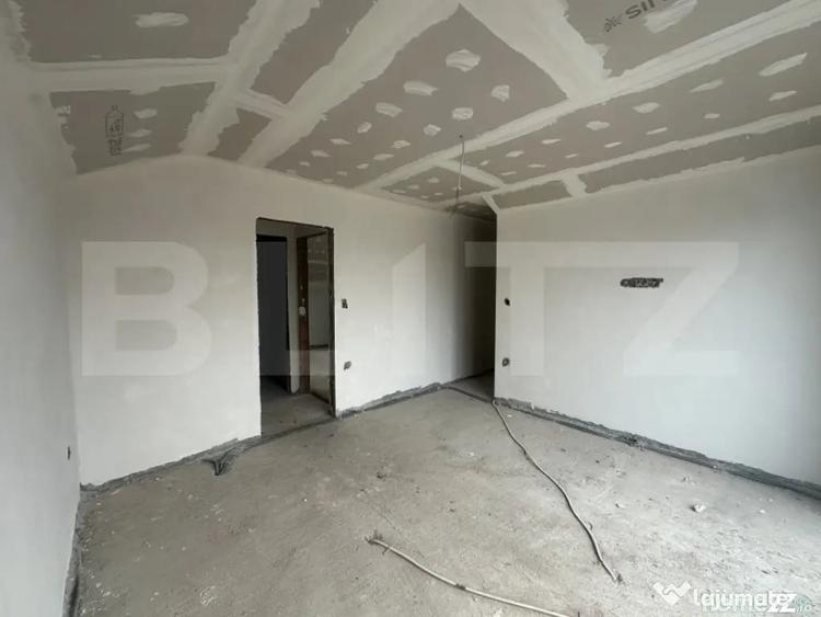 Casă cu 4 camere cu Teren 300 Mp în Lazuri