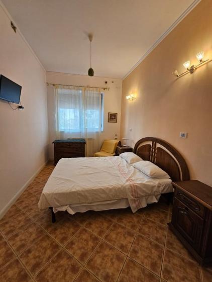 Apartament cu 2 camere decomandat, mobilat în Capitol