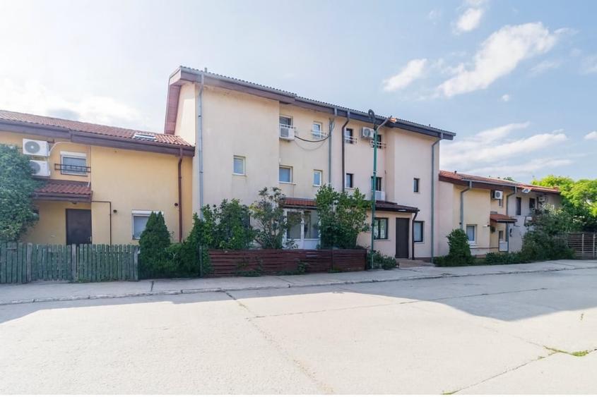 Duplex cu 5 camere cu Canalizare în Pipera