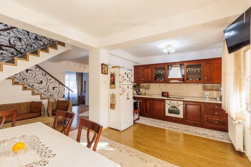 Casă individuală cu 6 camere cu Teren 473 Mp în Ovidiu