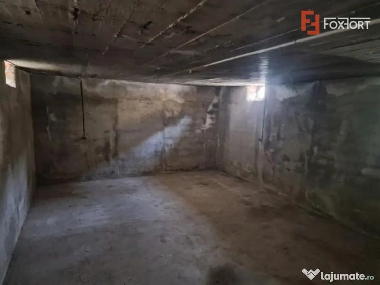 Casă cu 3 camere cu Teren 2096 Mp în Ianova