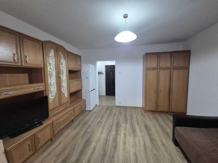 Garsonieră decomandată în Dristor