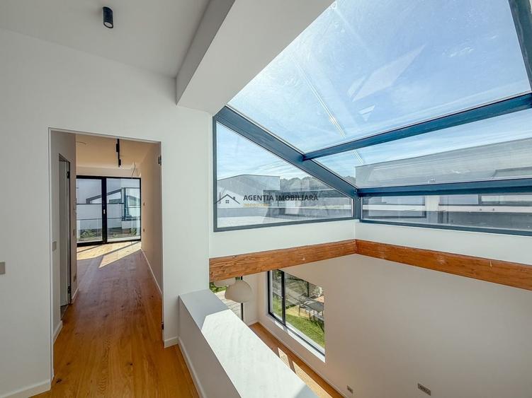 Casă individuală cu 5 camere cu Canalizare în Corbeanca