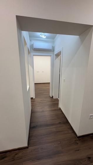 Casă individuală cu 4 camere cu Canalizare în Ultracentral