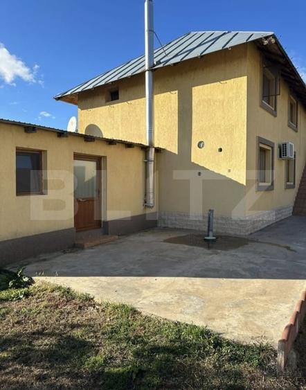 Casă individuală cu 6 camere cu Canalizare în Prepeliac