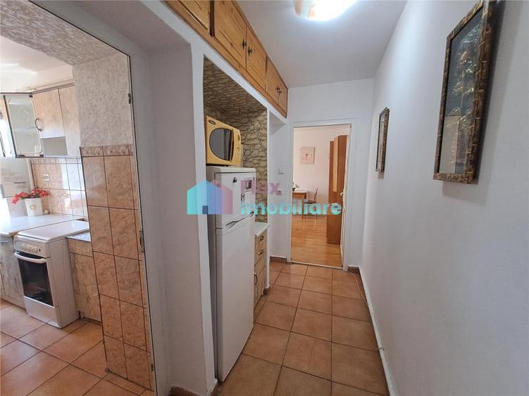 Apartament cu 2 camere nedecomandat în George Enescu