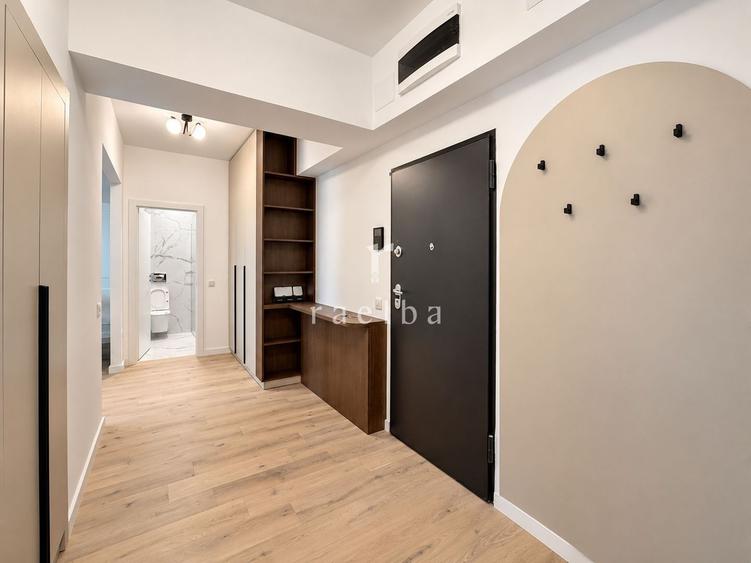 Apartament cu 3 camere decomandat, mobilat în Pipera