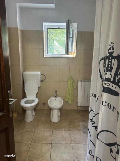 Casă cu 4 camere decomandat în Urleta
