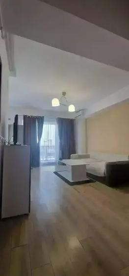 Apartament cu 2 camere nedecomandat, mobilat în Parcul Carol