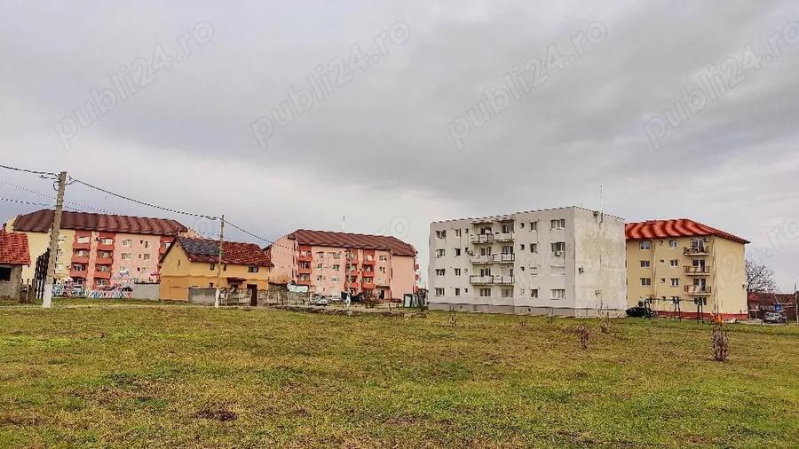 Teren de 330 mp, în Central