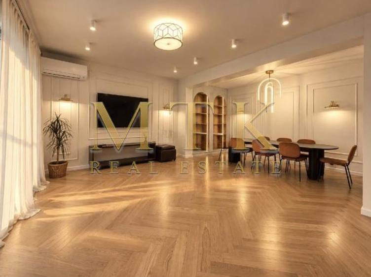 Duplex cu 5 camere cu Canalizare în Iancu Nicolae