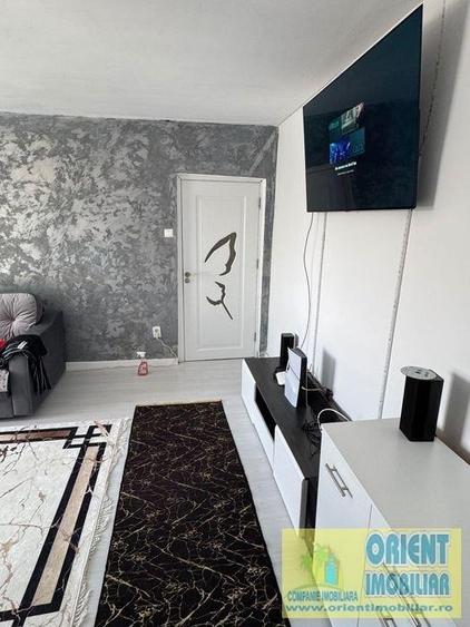Apartament cu 2 camere decomandat în Palas