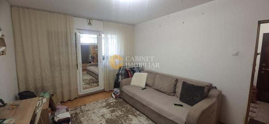 Apartament cu 2 camere semidecomandat, mobilat în Mircea cel Bătrân