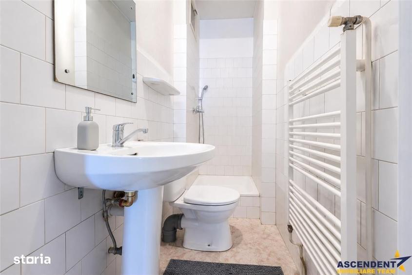 Casă cu 2 camere cu Teren 356 Mp în Brașovul Vechi
