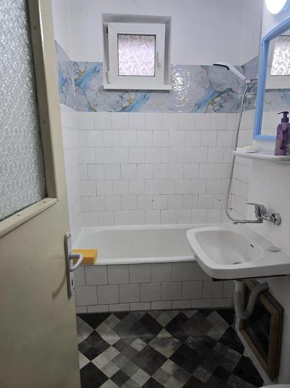 Apartament cu 2 camere decomandat în Mărăței