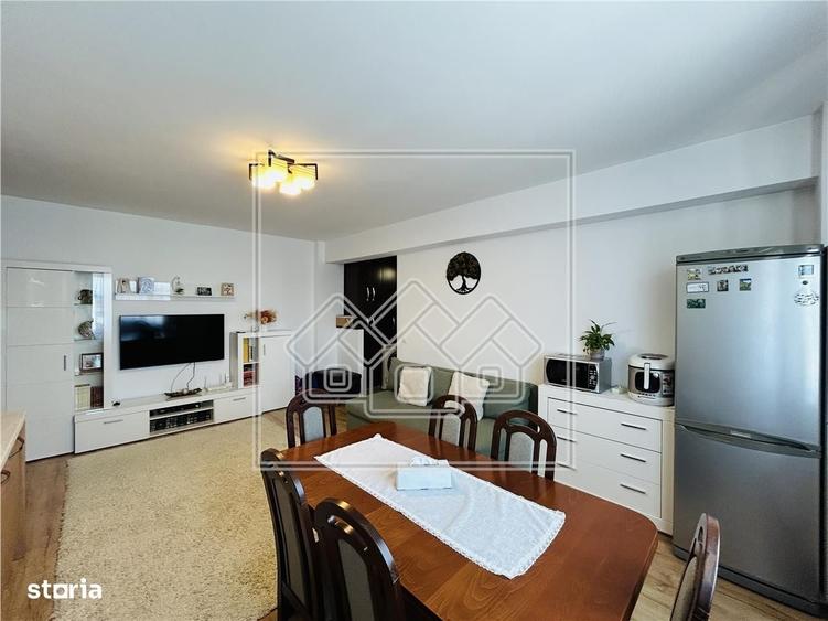 Apartament 3 camere, balcon, loc de parcare - Turnisor - 8