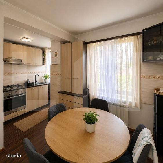 Apartament cu 3 camere decomandat în Central