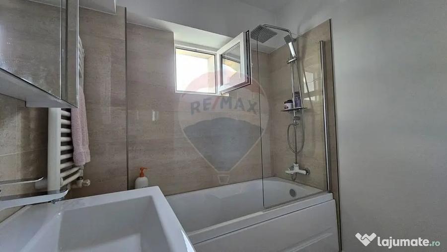 Apartament cu 3 camere decomandat în Burdujeni