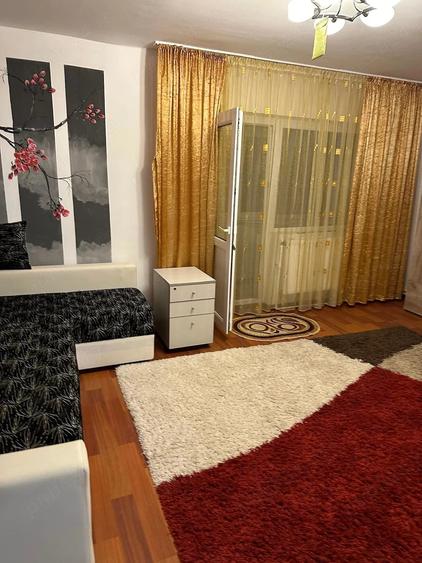 Apartament cu 2 camere decomandat în Broșteni