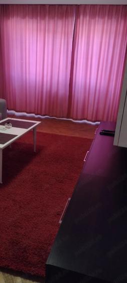 Apartament cu 3 camere decomandat în Tomis III