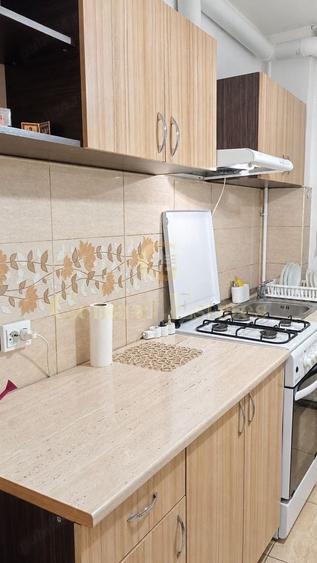 Apartament cu 2 camere semidecomandat, mobilat în Griviței