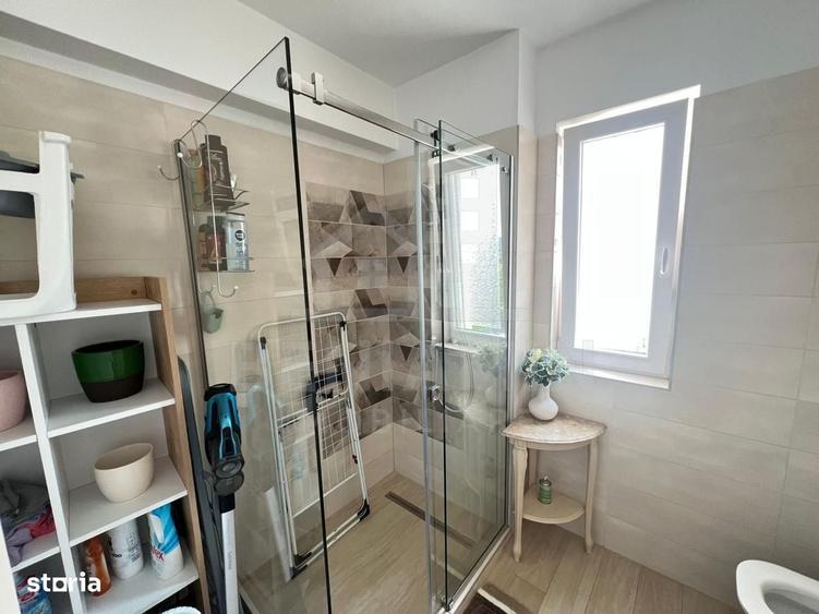 Apartament cu 2 camere decomandat în Tractorul — fotografia 1