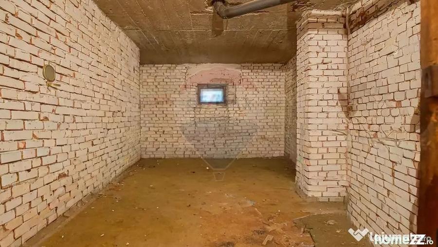 Apartament cu 2 camere decomandat în Dealul Cetății