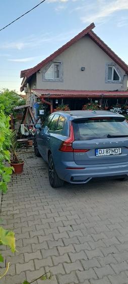 Casă cu 4 camere în Mofleni