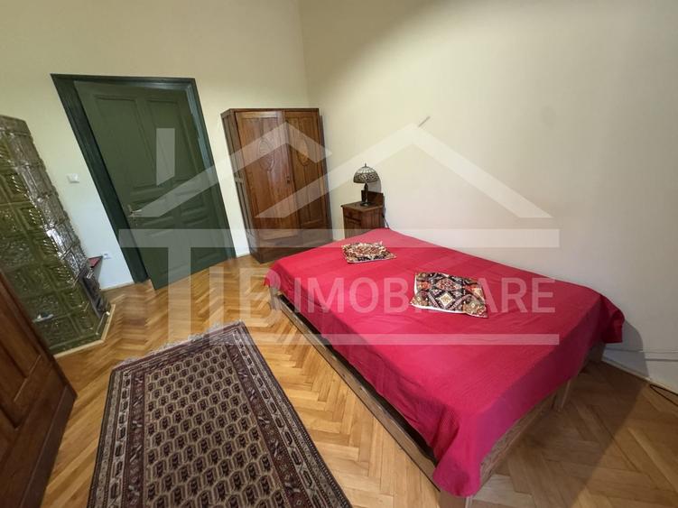 Garsonieră decomandată în Cornișa