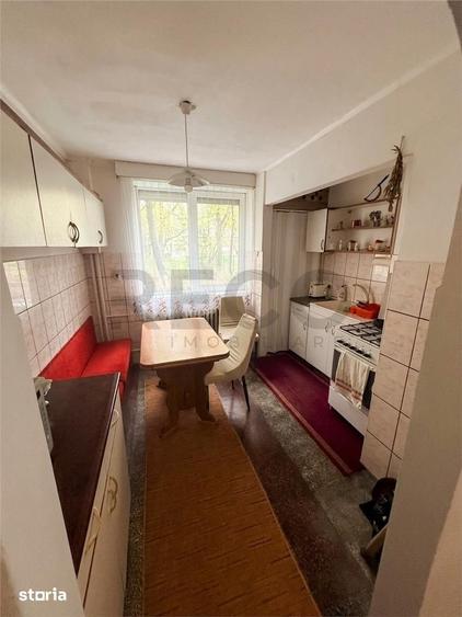 Apartament cu 2 camere în Decebal — fotografia 3