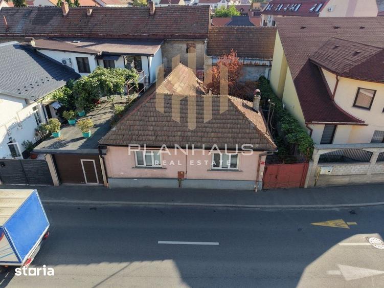 Casă cu 3 camere cu Teren 100 Mp în Orașul Vechi